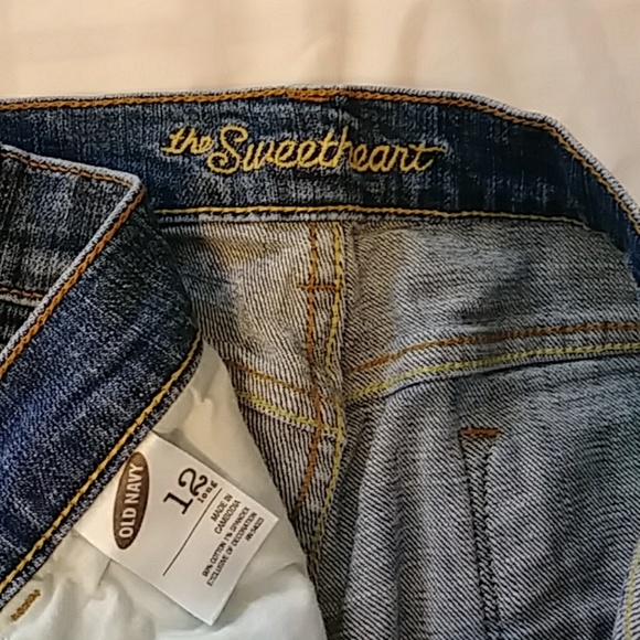 Old Navy Sweetheart Jeans - Picture 4 of 5